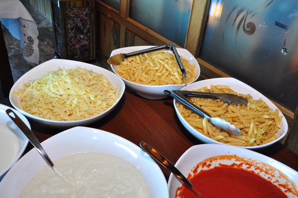Sunday Buffet at Bay Lodge
